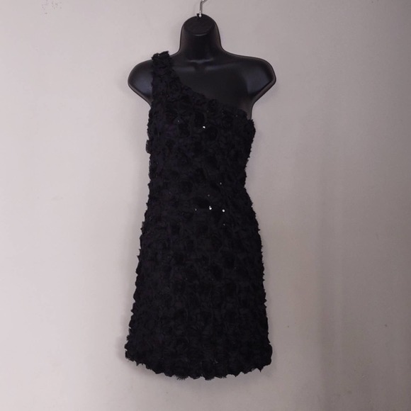 ABS Allen Schwartz APPLIQUE SEQUIN ONE SHOULDER DRESS Black 2 - Picture 4 of 12